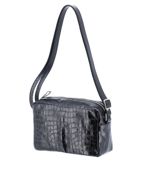 IO PELLE（イオペレ）の「イオペレ/io pelle MADE IN ITALY レザー型押しミニバッグ（ショルダーバッグ・メンズ・ブラック・FREE）」の6枚目の写真