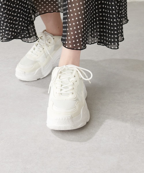 DISCOAT（ディスコート）の「チャンキースニーカー（スニーカー・レディース・ベージュ/オフホワイト/グレー/ライトベージュ・MEDIUM/LARGE）」の6枚目の写真