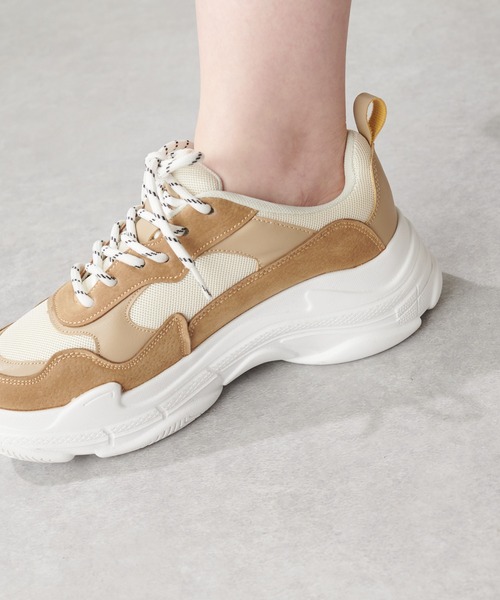 DISCOAT（ディスコート）の「チャンキースニーカー（スニーカー・レディース・ベージュ/オフホワイト/グレー/ライトベージュ・MEDIUM/LARGE）」の16枚目の写真