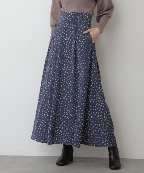 FREE'S MART(フリーズマート)の「【Sシリーズ対応】◆レトロフラワーマキシスカート(スカート・レディース・ブルー/ホワイト系その他/ブラック系その他・SMALL/MEDIUM)」の3枚目の写真