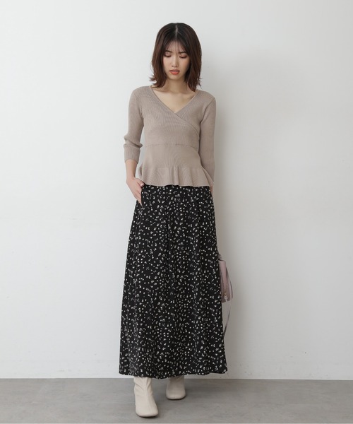 FREE'S MART(フリーズマート)の「【Sシリーズ対応】◆レトロフラワーマキシスカート(スカート・レディース・ブルー/ホワイト系その他/ブラック系その他・SMALL/MEDIUM)」の5枚目の写真