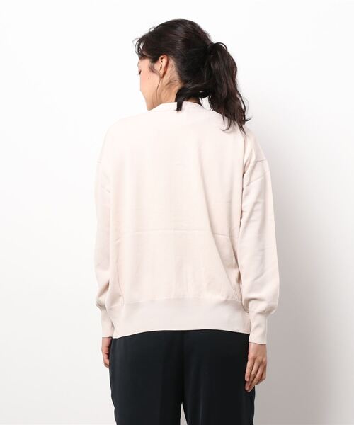 RIVE DROITE（リヴドロワ）の「首元をすっきりと魅せるVネック　クールタッチUVVネックカーディガン（カーディガン/ボレロ・レディース・ネイビー/ボルドー/ベージュ系その他・FREE）」の10枚目の写真