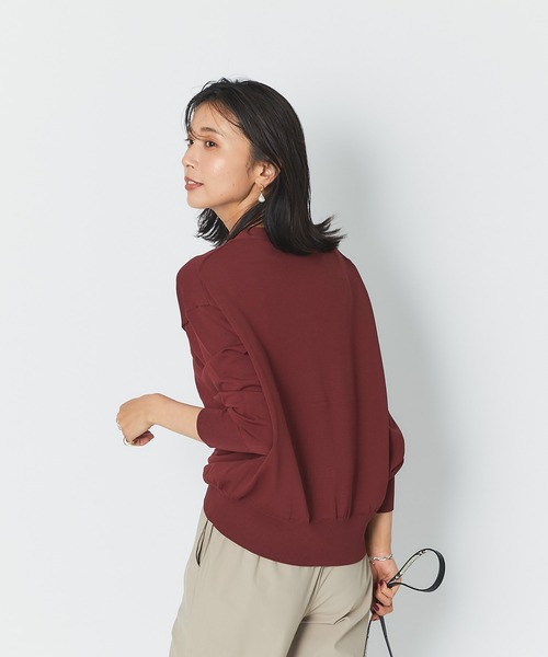 RIVE DROITE（リヴドロワ）の「首元をすっきりと魅せるVネック　クールタッチUVVネックカーディガン（カーディガン/ボレロ・レディース・ネイビー/ボルドー/ベージュ系その他・FREE）」の14枚目の写真