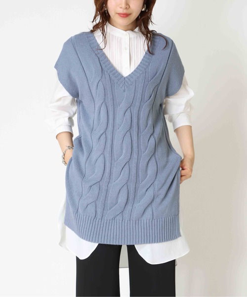 Jines（ジネス）の「レイヤードを楽しむ♪ケーブル編み前後2WAYニットベスト（ニット/セーター・レディース・ベージュ/ブルー・38）」の16枚目の写真