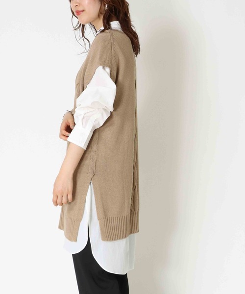 Jines（ジネス）の「レイヤードを楽しむ♪ケーブル編み前後2WAYニットベスト（ニット/セーター・レディース・ベージュ/ブルー・38）」の21枚目の写真