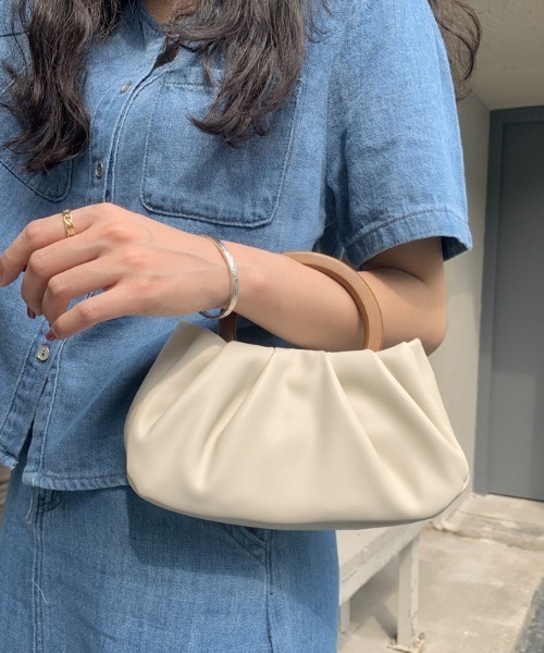 yuue' ( wear )（ユーイ）の「2wayレザーハンドバッグ（ハンドバッグ・レディース・ブラック/オフホワイト/イエロー・FREE）」の8枚目の写真