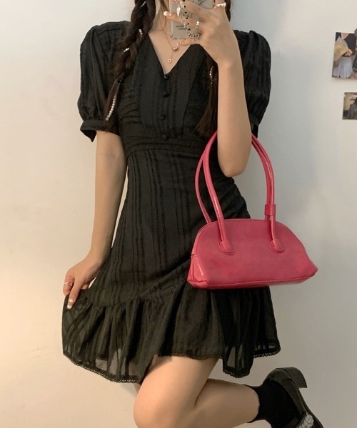 Chaco closet(チャコ クローゼット)の「カラーミニボストンバッグ(ボストンバッグ・レディース・グリーン/ピンク/ブラック/アイボリー/サックスブルー・FREE)」の5枚目の写真