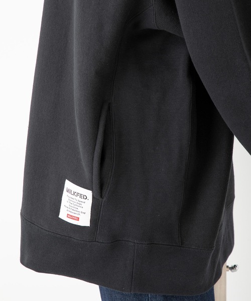 MILKFED.(ミルクフェド)の「MILKFED x CHAMPION RAGLAN SWEAT HOODIE(パーカー・レディース・ブラック/オフホワイト/ベージュ/ライトグリーン/ブラウン/ネイビー・S/M)」の16枚目の写真