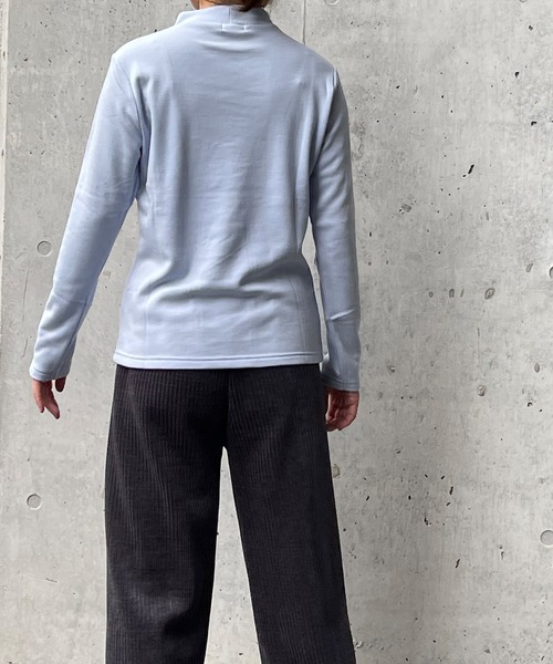 MATCH&more（マッチアンドモア）の「日本製 なめらかタッチ モックネック長袖Ｔシャツ（Tシャツ/カットソー・レディース・ライトグリーン/オフホワイト/ライトパープル/イエロー/ライトブルー/ブルー/ライトグレー/ピンク・MEDIUM/LARGE）」の17枚目の写真