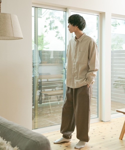 FORK&SPOON(フォークアンドスプーン)の「FORK&SPOON 裏起毛スウェットパンツ(その他パンツ・メンズ・アイボリー/ブラウン系その他・4/5)」の8枚目の写真