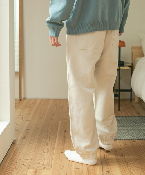 FORK&SPOON(フォークアンドスプーン)の「FORK&SPOON 裏起毛スウェットパンツ(その他パンツ・メンズ・アイボリー/ブラウン系その他・4/5)」の4枚目の写真
