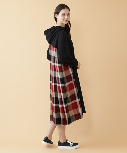 オンラインストア限定 バックプリーツパーカーワンピース ワンピース Blue Label Crestbridge ブルーレーベルクレストブリッジ のファッション通販 Zozotown