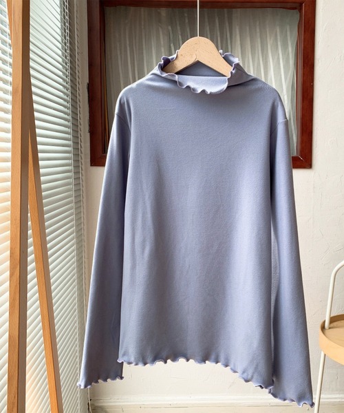MAISON DE THERESE(メゾン ド テレーズ)の「柔らかい ハイネックニットトップス(ニット/セーター・レディース・グレイッシュブルー/ホワイト/グリーン/ブラック/モカ・FREE)」の5枚目の写真