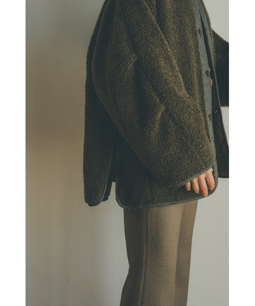 CLANE(クラネ)の「REVERSIBLE MILITARY BOA JACKET(ミリタリージャケット・レディース・ブラック/カーキ/アイボリー・1/2)」の21枚目の写真