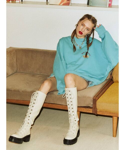 jouetie（ジュエティ）の「バックロゴプルオーバー（スウェット・レディース・ブラック/オフホワイト/ブルー・MEDIUM）」の20枚目の写真