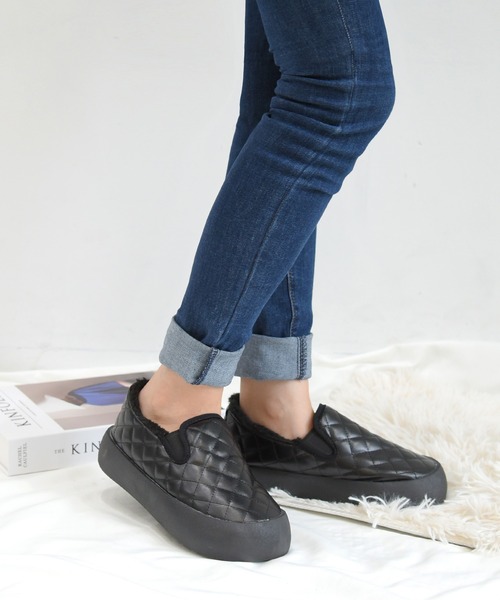 NOFALL(ノーフォール)の「キルティングボアスニーカー(スニーカー・レディース・ブラック/ベージュ・L/M/S/3L/LL)」の12枚目の写真