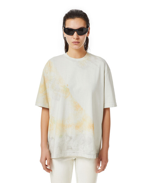 DIESEL（ディーゼル）の「ユニセックス 半袖 Tシャツ トップス オーバーサイズ（Tシャツ/カットソー・レディース・ホワイト・MEDIUM/SMALL/X-SMALL）」の10枚目の写真