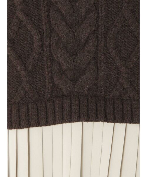 MERCURYDUO(マーキュリーデュオ)の「プリーツドッキングケーブルニットミニワンピース(ワンピース・レディース・ブラウン/グレー/オフホワイト・FREE)」の17枚目の写真