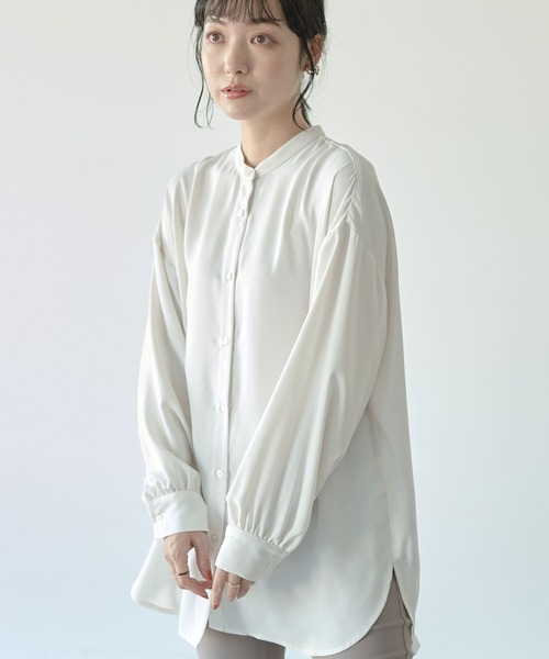 earth music&ecology(アースミュージックアンドエコロジー)の「とろみバンドカラーシャツチュニック*(シャツ/ブラウス・レディース・オフホワイト/マスタード/ホワイト系その他2・FREE)」の2枚目の写真