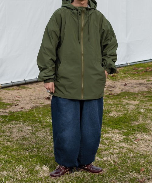 kutir(クティール)の「ワイドタックバルーンデニムパンツ(デニムパンツ・メンズ・ブラック/インディゴブルー・SMALL/MEDIUM/LARGE)」の16枚目の写真