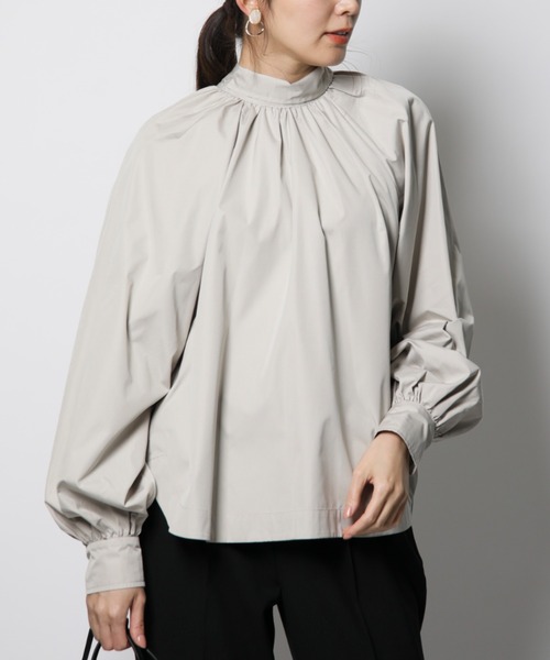 INTERPLANET（インタープラネット）の「【ａｎａｎａ】ボリューム袖ＢＩＧリボンミディ丈ブラウス（シャツ/ブラウス・レディース・ベージュ/オフホワイト・FREE）」の5枚目の写真