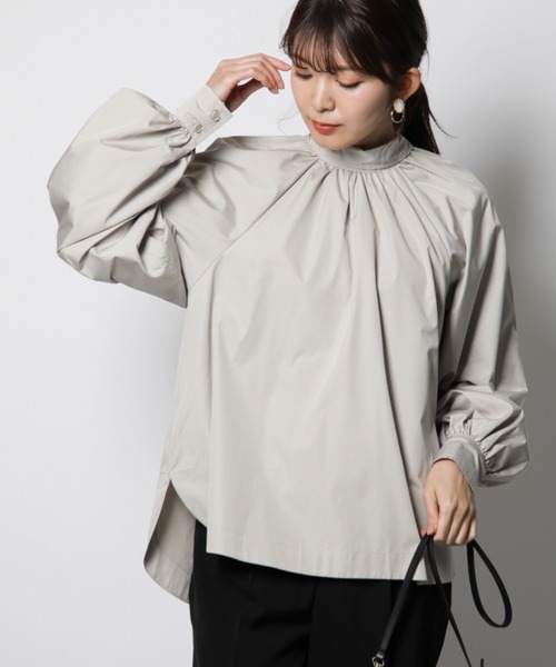 INTERPLANET（インタープラネット）の「【ａｎａｎａ】ボリューム袖ＢＩＧリボンミディ丈ブラウス（シャツ/ブラウス・レディース・ベージュ/オフホワイト・FREE）」の6枚目の写真