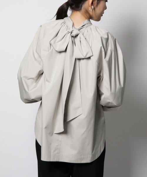 INTERPLANET（インタープラネット）の「【ａｎａｎａ】ボリューム袖ＢＩＧリボンミディ丈ブラウス（シャツ/ブラウス・レディース・ベージュ/オフホワイト・FREE）」の8枚目の写真
