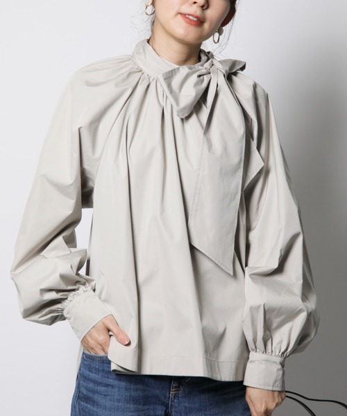 INTERPLANET（インタープラネット）の「【ａｎａｎａ】ボリューム袖ＢＩＧリボンミディ丈ブラウス（シャツ/ブラウス・レディース・ベージュ/オフホワイト・FREE）」の9枚目の写真