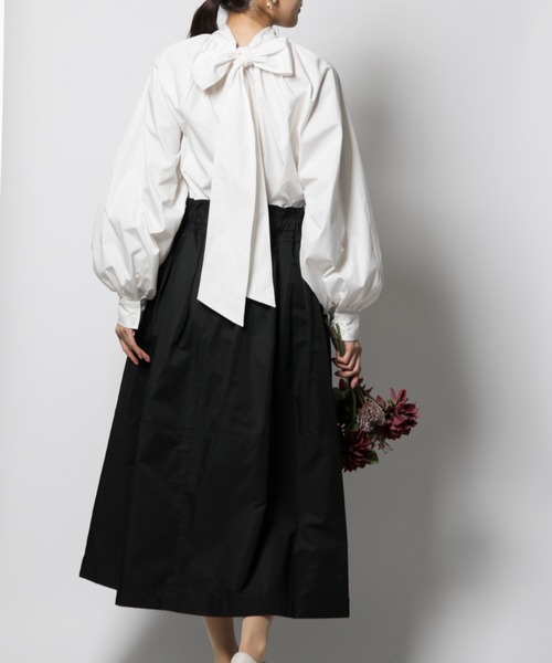 INTERPLANET（インタープラネット）の「【ａｎａｎａ】ボリューム袖ＢＩＧリボンミディ丈ブラウス（シャツ/ブラウス・レディース・ベージュ/オフホワイト・FREE）」の22枚目の写真