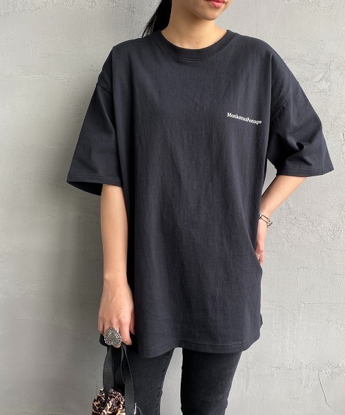 Manhattan Portage（マンハッタンポーテージ）の「[MANHATTAN PORTAGE/マンハッタンポーテージ] 別注 ブランドロゴ バックプリントTシャツ（Tシャツ/カットソー・レディース・ホワイト/ブラック/レッド・S/M/L/XL）」の20枚目の写真