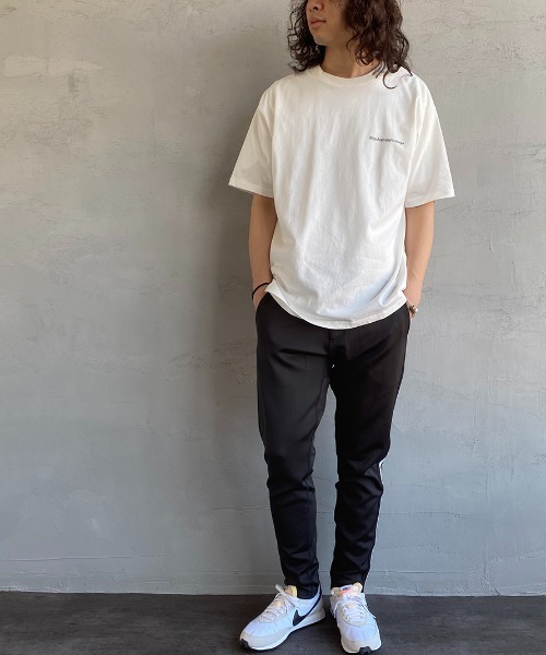 Manhattan Portage（マンハッタンポーテージ）の「[MANHATTAN PORTAGE/マンハッタンポーテージ] 別注 ブランドロゴ バックプリントTシャツ（Tシャツ/カットソー・レディース・ホワイト/ブラック/レッド・S/M/L/XL）」の16枚目の写真