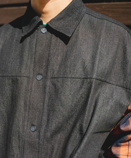 BROKEN BASE(ブロークンベース)の「スイッチデニムシャツ(シャツ/ブラウス・メンズ・ブラック/インディゴブルー・MEDIUM/LARGE)」の9枚目の写真
