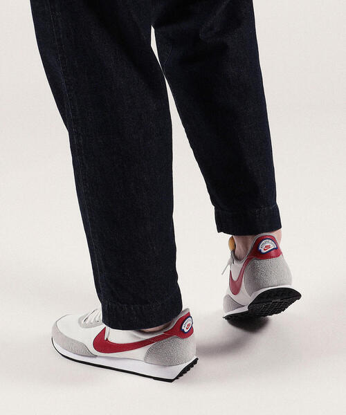 NIKE（ナイキ）の「NIKE WAFFLE TRAINER2 スニーカー（スニーカー・メンズ・ホワイト/グリーン系その他2・8/10/9）」の5枚目の写真