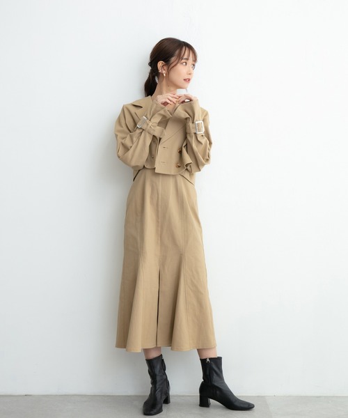 ADIRA(アディラ)の「ツイルショートトレンチJK(トレンチコート・レディース・ベージュ/アイボリー・MEDIUM)」の13枚目の写真