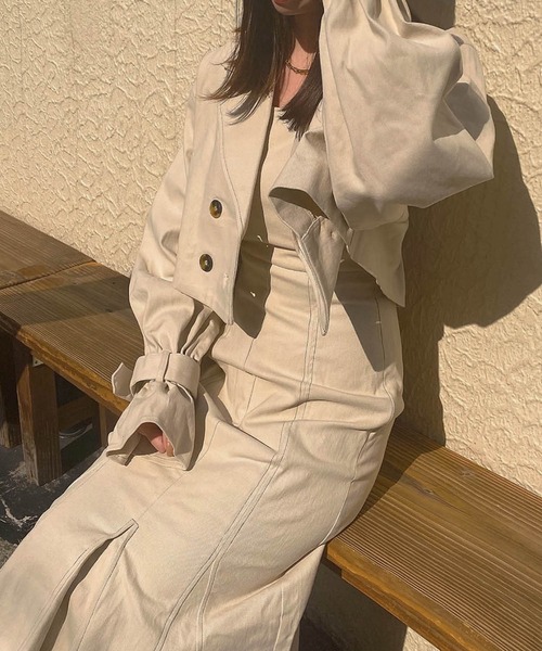 ADIRA(アディラ)の「ツイルショートトレンチJK(トレンチコート・レディース・ベージュ/アイボリー・MEDIUM)」の16枚目の写真