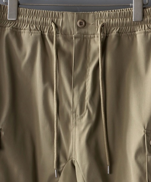 SITRY(シトリー)の「sarrouel Jogger balloon cargo Pants/サルエル ジョガー ミリタリー バルーン カーゴ パンツ/カラーパンツ(カーゴパンツ・メンズ・ブラック/オリーブ/グレイッシュベージュ・M/L)」の7枚目の写真