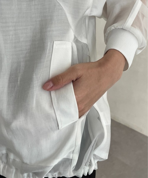 CAPRICIEUX LE'MAGE（カプリシューレマージュ）の「シアー切替ブルゾン（ブルゾン・レディース・ホワイト/ベージュ・FREE）」の10枚目の写真