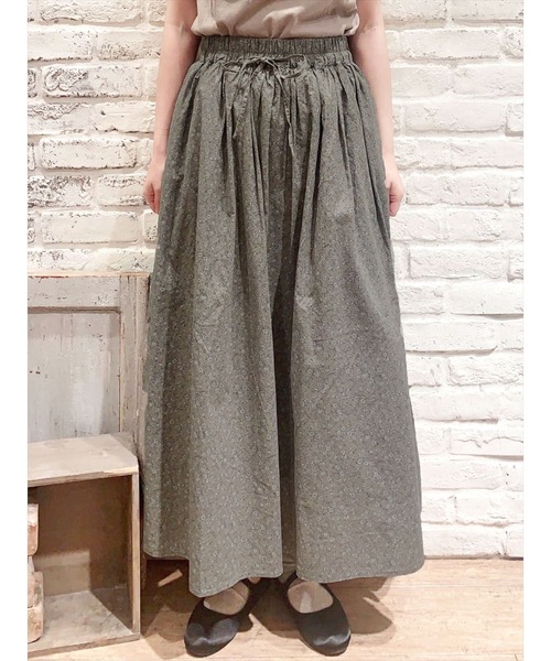 Samansa Mos2（サマンサ モスモス）の「ギャザースカート（スカート・レディース・オレンジ/ネイビー/ブラック/キナリ/モカ・ﾌﾘ-）」の3枚目の写真