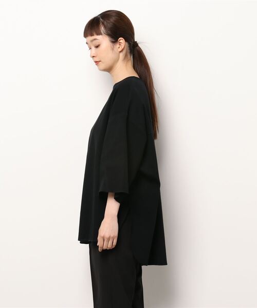 yuw(ユウ)の「ボートネックルーズプルオーバー 281251(Tシャツ/カットソー・レディース・ブラック/アイボリー・FREE)」の19枚目の写真