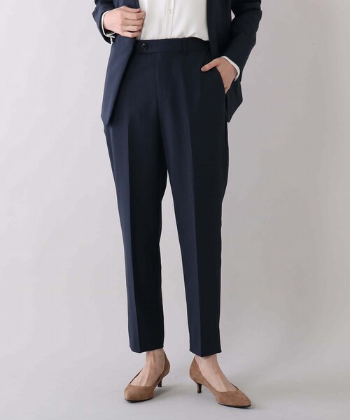 UNTITLED（アンタイトル）の「◆【通勤スーツ】フュージョンクロス 裾スリットテーパードパンツ（その他パンツ・レディース・ライトベージュ/ネイビー/チャコールグレー/ネイビー系5・48/46/02/04/03/00/01/44/42）」の4枚目の写真