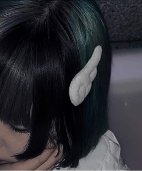 SPINNS（スピンズ）の「【2個セット】エンジェルウィング ヘアクリップ（バレッタ/ヘアクリップ・レディース・ピンク/ホワイト・ONESIZE）」の6枚目の写真