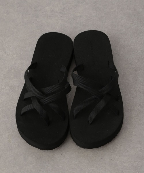 LOWRYS FARM（ローリーズファーム）の「テープクロスサンダル　279721（サンダル・レディース・ブラック/ブラウン・MEDIUM/LARGE）」の4枚目の写真