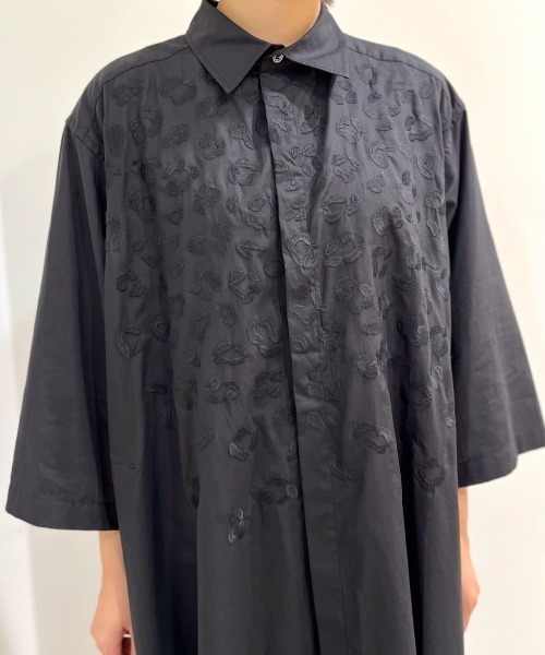 ZUCCa(ズッカ)の「レオパードエンブロイダリー/ワンピース(シャツワンピース・レディース・ブラック/ホワイト・M size)」の9枚目の写真