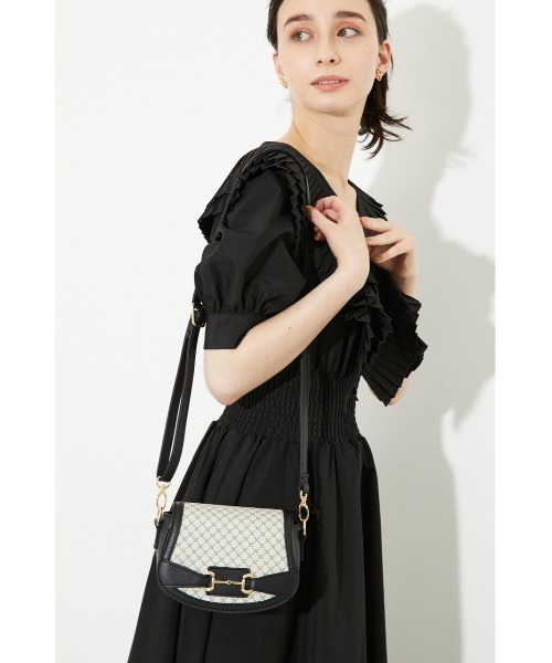 rienda（リエンダ）の「フォルムデザインポイントショルダーバッグ（ショルダーバッグ・レディース・アイボリー/ブラウン・FREE）」の16枚目の写真