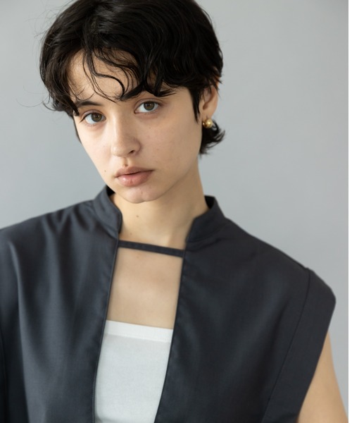 koe（コエ）の「【&g'aime】チュニックベスト＊（ベスト・レディース・ベージュ/チャコールグレー・FREE）」の2枚目の写真