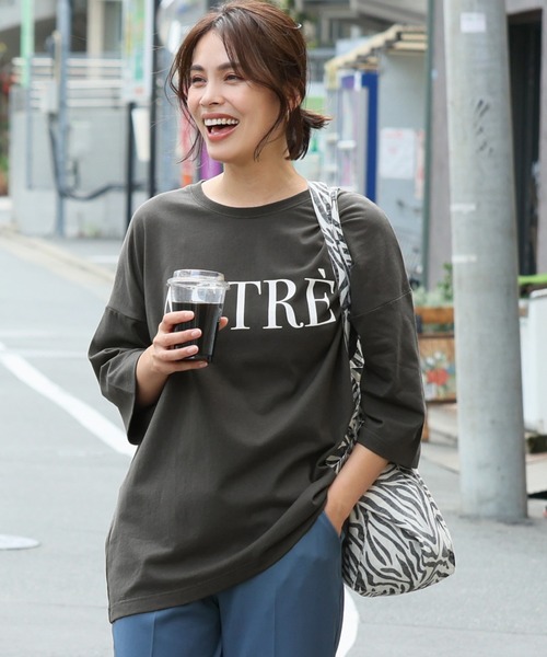 coca（coca）（コカ）の「ビッグシルエットプリントアソートTee（Tシャツ/カットソー・レディース・ホワイト/チャコールグレー/ライトブルー/ブラウン/ピンク/グリーン・ONE SIZE）」の3枚目の写真