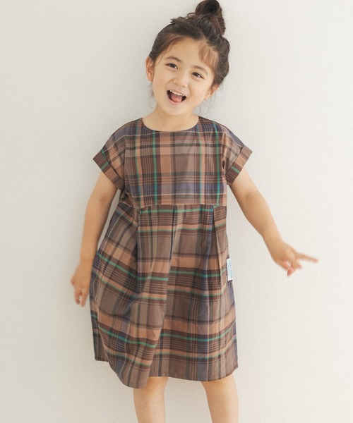 FORK&SPOON（フォークアンドスプーン）の「『親子リンク』FORK&SPOON　カラーチェックワンピース(KIDS)（ワンピース・キッズ・ブラウン系その他/ブルー系その他・120/105/135）」の5枚目の写真