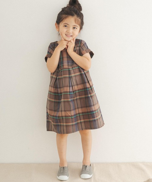 FORK&SPOON（フォークアンドスプーン）の「『親子リンク』FORK&SPOON　カラーチェックワンピース(KIDS)（ワンピース・キッズ・ブラウン系その他/ブルー系その他・120/105/135）」の6枚目の写真