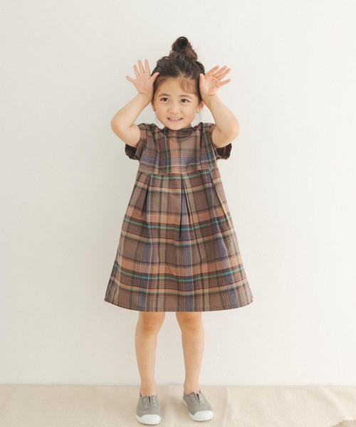FORK&SPOON（フォークアンドスプーン）の「『親子リンク』FORK&SPOON　カラーチェックワンピース(KIDS)（ワンピース・キッズ・ブラウン系その他/ブルー系その他・120/105/135）」の8枚目の写真