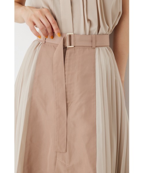 rienda（リエンダ）の「プリーツコンビフレアスカート（スカート・レディース・ベージュ/ライトグリーン/ブラック・MEDIUM/SMALL）」の13枚目の写真